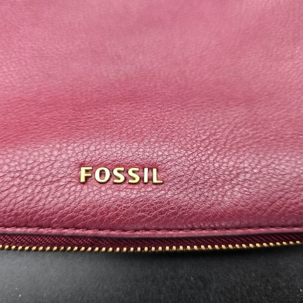 Fossil Preston Crossbody Purse Leather Slim Zip Expandable Shoulder Bag